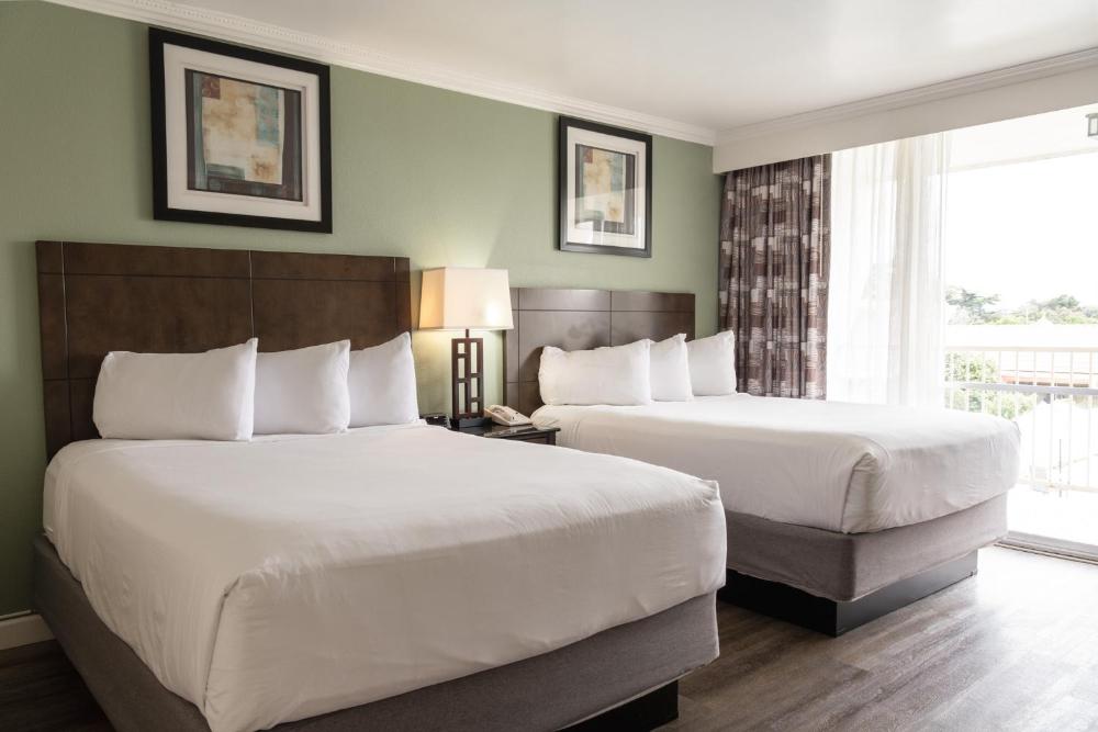 Room image 3